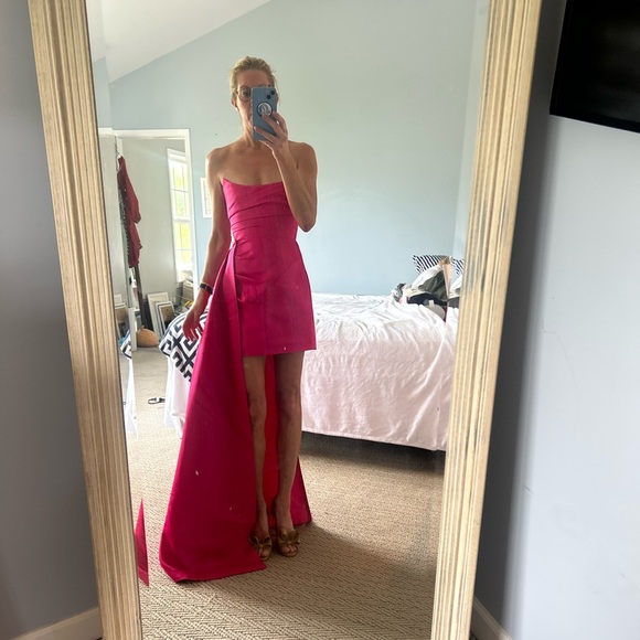 Sau Lee from Nieman Marcus - Picture 6 of 7